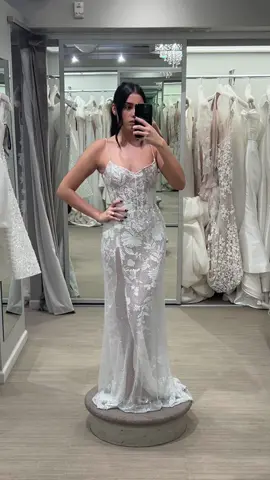 Some more dresses that didn’t make the cut 😌👰🏻‍♀️💍 #sayyestothedress #weddingdressshopping #victorandrolf #bertabridal #bridetok #2025bride #sparklyweddingdress #bridalstyle #fashiontok 