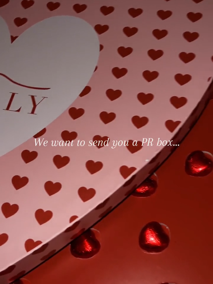 Who wants to win one of of Valentine's PR boxed FILLED with Oh Polly dresses?! LIKE, COMMENT & REPOST this video for your chance to win👀✨💝💋 #ohpolly #ohpollydress #giveaway #PRbox #valentines