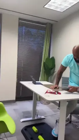 When Domini pops up at Mike’s office with some good news! #kountry #kountrywayne #kountrywayneskits #kountrywaynecomedy #kountry_wayne_fans #kountrywaynefan3 #us#foryou #viral #kountrywaynelive #kountrywaynebuddy #xyzabc #fyp #kountrywaynewomen #kountrywaynefan #usa #kountrywaynedrip