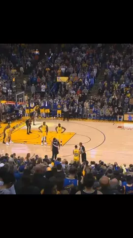 Steph accidentally shot an inbound pass #1inamillion #basketball #NBA #stephcurry #viral #fyp #fy 