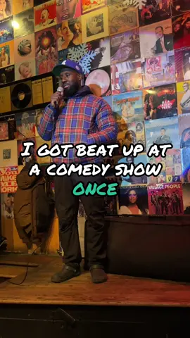 I got beat up at a comedy show once 🥲 #comedy #standupcomedy #waveysworld 