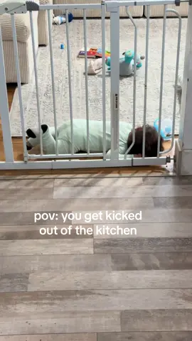 I feel like I cannot do anything when Milo is in the kitchen 🙊 sorry Milo 🥺😂 #babiesoftiktok #babytok #momhumor #troublemaker #momof2 #boymom #momtok #humortiktok #latina #latinamom #latinacreator #babyhumor #momlife #babiesbelike 
