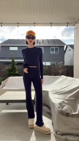 the best combination #fashiontiktok #winteroutfit #cozyoutfit #easyoutfit #platformuggs