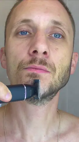 Você já tentou um desse? Try this next time when shaving!