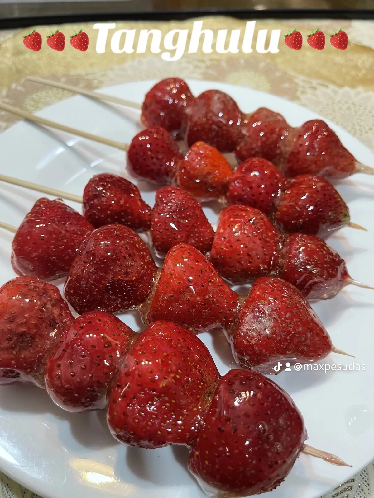 #fyp #foryou #tanghulu #tanghulufruits #tanghuluasmr #tanghulurecipe #strawberry #strawberrytanghulu #EasyRecipe #dessert #sweet #sweets #strawberryrecipe 