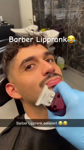 #barbershop #prank #fyp #foryoupage #barberlipprank 