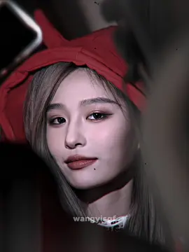 plis wangyi lu bisa gasih sehari aja gausah bikin gue salting😭 #snh48 #wangyi #wangyizhoushiyu #sqhy #王奕 #snh48teamhii #fypシ #foryoupage 
