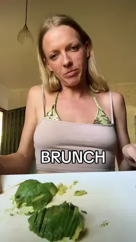 Brunch time in Costa Rica 🍛🍳 #thehannistons #brunch #food #costarica #shilajit 