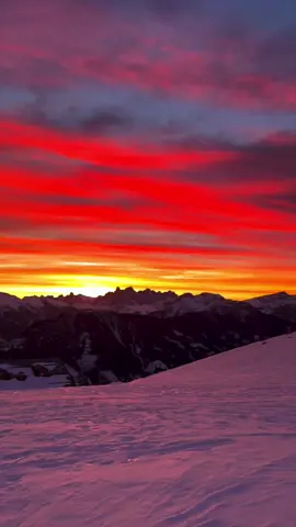 this view 😮‍💨 > #mountain #ski #snow #fyp #☃️ #fypシ #sunset #views #pourtoi #pr 