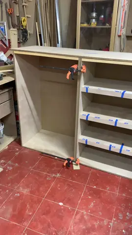 Mueble para ropa en proceso #elcarpinmeme #trabajosdecarpinteria #carpinteria #mdf 
