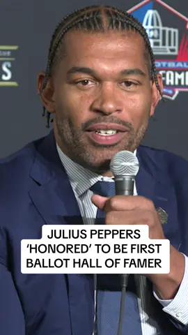 Former Bears defensive end Julius Pepper selected to Pro Football Hall of Fame first ballot #NFL