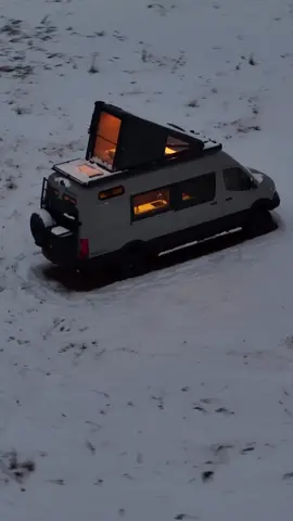 Imagine You Owning This! Vanlife Adventure with no limits. 😍 Really love the shell pop-up roof top with glass windows.  🚐 @redtailoverland in Colorado built this epic campervan  #vanbuild360 #vanbuild  #vanlife #vanlifestyle #diyvanbuild #sprinter #sprintervanlife #vanlife #campervan  #diytinyhomes #minimalisthome  #customvan