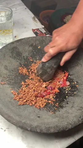COBEK NILA KUAH KACANG💥#fyp #kulinerjawabarat #viral #kulinerbekasi #kulinertiktokviral#kulinerkarawang #longervidioes #kulinerpurwakarta #rumahmakansunda #ikan #ikannila 