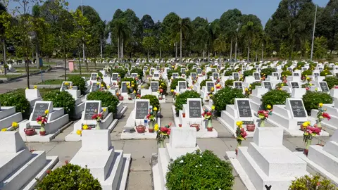Hôm nay là ngày mùng 1 tháng 12 Hôm nay mình đi thăm ông mình tại nghĩa trang liệt sĩ Biên Hòa Đồng Nai#xu xu hướng mới#fyp # 2024#tiktok 