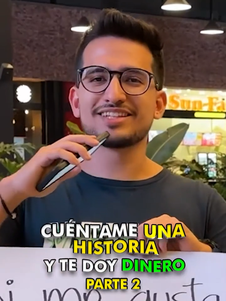 Te doy dinero si me cuentas una buena historia... PARTE 2 🥺 #chisme #reto #gdl #plazalaperlagdl #entretenimiento #historias #charlygalleta #preguntas #storytime