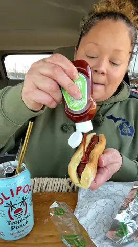 50° in the Midwest calls for a Nathan‘s hotdog🌭🥤@OLIPOP #olipoppartner #midwest #hotdog #lunch #fyp #foryou #foryoupage 