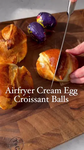 Airfried Cream Egg Croissant Balls 🥐🥚 340 calories each 🍫  It’s an annual BOL tradition now. Only 3 ingredients to make these and they’re unbelievable. Wrap cream eggs in puff or ready roll croissant pastry,  egg wash and pop in the oven or Airfryer. I Airfried mine for 8 mins at 170.  If you’re airfryer obsessed like me my new Airfryer recipe book 30 minute meals is available to preorder for £10!  Enjoy 😊  #bake #baking #easter #creamegg #croissant #croissants #pastry #morning #chocolate #choco #airfryer #food #Recipe ##airfryer #airfryerrecipe #egg #hack #hungry #video #asmr #sweet #snack #foryou #viral #hungry #tiktok #airfryer #airfryerrecipes #fyp