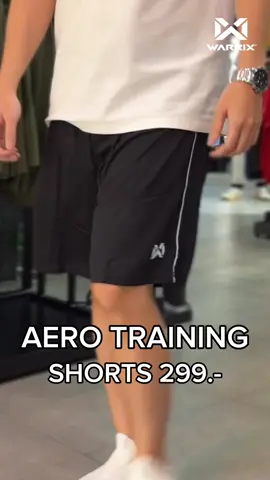 Aero Traning Shorts  ที่มาพร้อมการตัดเย็บของผ้า 2 แบบจากวอริกซ์ ใส่วิ่งก็ดี ใส่เดินมุมไหนก็เท่ มีทั้งหมด 4 สี เนื้อผ้าสัมผัสเบาสุดๆ ใครยังไม่มี รีบสั่งซื้อพร้อมกันได้เลยยย
 
 📍สั่งซื้อพร้อมกันที่ warrixthailand 📍
 
 #warrix 
 #warrixthailand 
 #WarrixLifestyle 
 #Everydayshirt #ป้ายยาtiktok #บอกต่อ #กางเกงบอล #กางเกงวิ่ง
 #OOTD #Tiktoklooks #กางเกงวิ่งขาสั้น