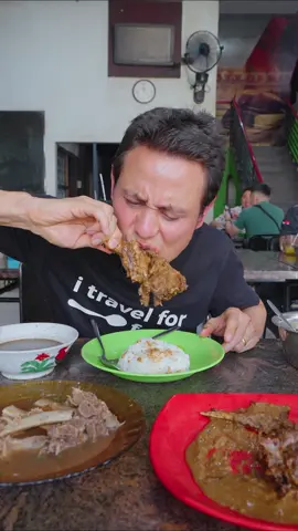 Indonesia street food - dini beef ribs bbq! #tiktokfood #streetfood #Indonesia  📍 Konro Karebosi #Makassar #Sulawesi 