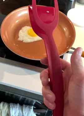 🍳Egg Tongs, egg flipper 🍳 Buy it now at www.theeggflipper.com its the original website.