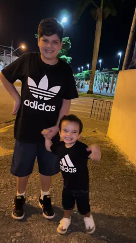 Eu amo tanto ❤️ #combinando #adidas #irmaos 