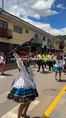 February might be rainy season in Cusco but its also carnival! A combination of chaos and culture, be prepared to get soaked if you’re out and about 🇵🇪🎈  #peru #carnival #cusco #cuscotiktok #cusco_peru🇵🇪 #cuscoperu🇵🇪 #perutravel #peru🇵🇪 #travel #travelblogger 