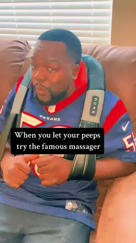 I own the rights to this video #massager #neckpain #backpain #massage #tiktokmademebuyit 
