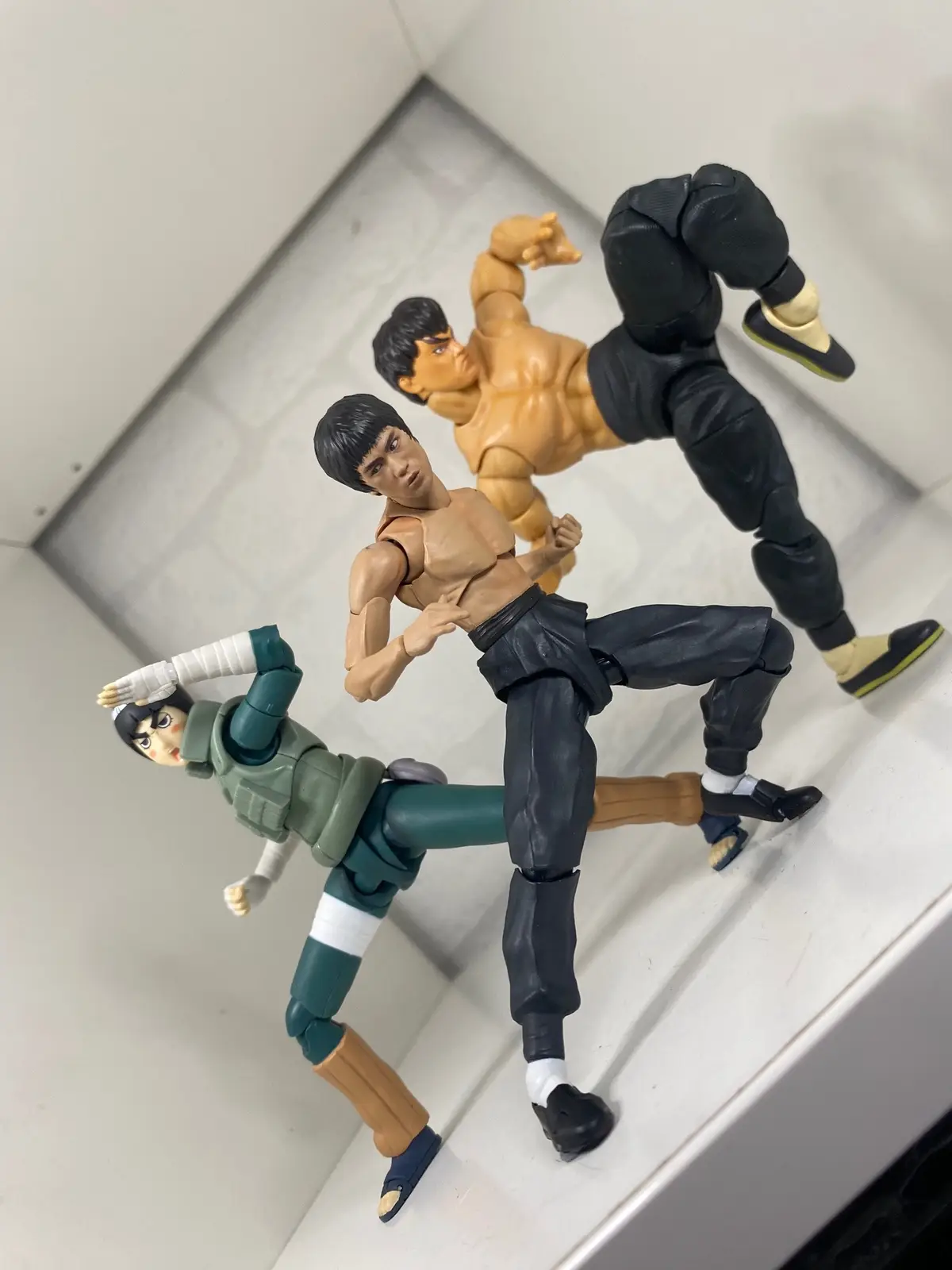 Random Action Figure Photography📸 Once again i hope you enjoy and stay tuned for the next video🤟🏽 #foryou #fypシ #fypage #brucelee #rocklee #streetfighter #breakingbad #ultron #hulk #tmnt2012 #miketyson #spiderman #anime #obito #spiderman2099 #batmanbeyond #kaineparker #heisenberg #walterwhite #jessepinkman #multiverse #chainsawman #harleyquinn #redhood #jasontodd #spidermanendsuit #transformers #cheetos #marvelcinematicuniverse #batman #chestercheetah #peterhoodparker #deadpool #wadewilson #feilong #tmnt #obitouchiha #mafex #shfiguarts #mezcotoyz #sentinel #marvellegends #amazingyamaguchi #revoltechtmnt #orochimaru #scarletspider #benreilly #figureposing #toyphotography #brickaway #ageofultron #avengers #starscream #prisondeadpool #breakingbadmemes #figtok #xyzcba 