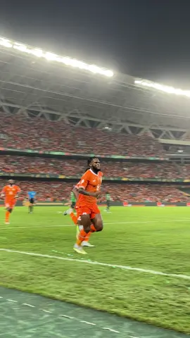 Franck Kessié will never fail you. 🫡🇨🇮  #TotalEnergiesAFCON2023Final #AFCON2023 #AFCON #SportsOnTikTok 