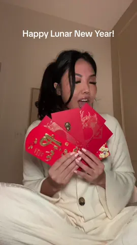 Open red envelopes with me! Happy lunar new year! ♥️