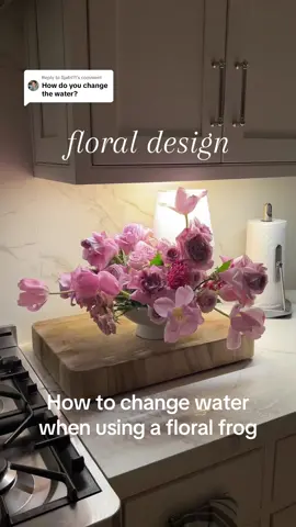 Replying to @Sjafri11 how to change water when using a flower frog for floral design 🌸 put the vase with flowers in the sink and rinse out the vase until it’s overflowing with water to flush oout old dirty water. #floraldesign #flowerfrog #kenzan #pinfrog 
