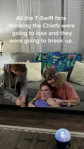 #SuperBowl #superbowl #taylorswift #traviskelce #humor #foryoupage #fyp #foryou #viral #viraltiktok 