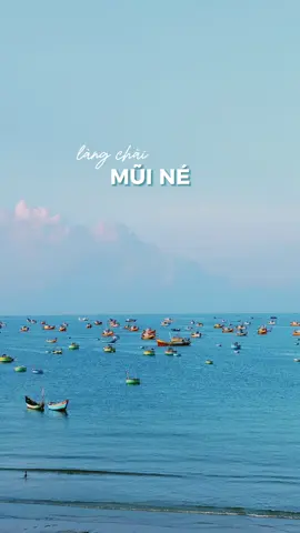 Làng chài đẹp nhất mà mình từng thấy 🥺  — Nhìn thấy cảnh lao động của những con người miền biển lúc sáng sớm khiến mình rưng rưng luôn á… sao có thể đẹp đến vậy nhỉ 🌊  #muine #phanthiet #binhthuan #vietnam #travel #hellovietnam #fyp #xuhuong #viral 