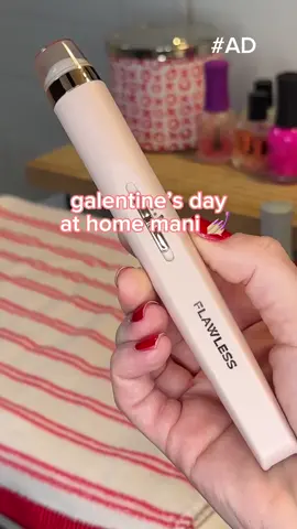 The perfect at-home Mani kit! It's our Flawless Salon Nails device. Find it on our @amazon storefront at the link in our bio 💅✨🔗 #nailtok #athomenails #FlawlessPartner #athomenails