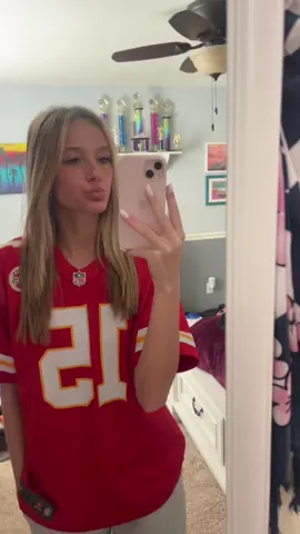 messy room but the chiefs won 🤷‍♀️