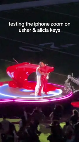 can we talk about that hug👀👀