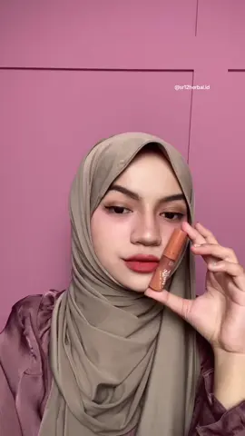 Cobain semua shade lip mousse SR12 dan transferproof ✅ yuu di coba #sr12 #sr12herbalid #makeup #makeupsr12 #sr12lipmousse #lipmousse #lipmoussesr12 #bibir #lip 