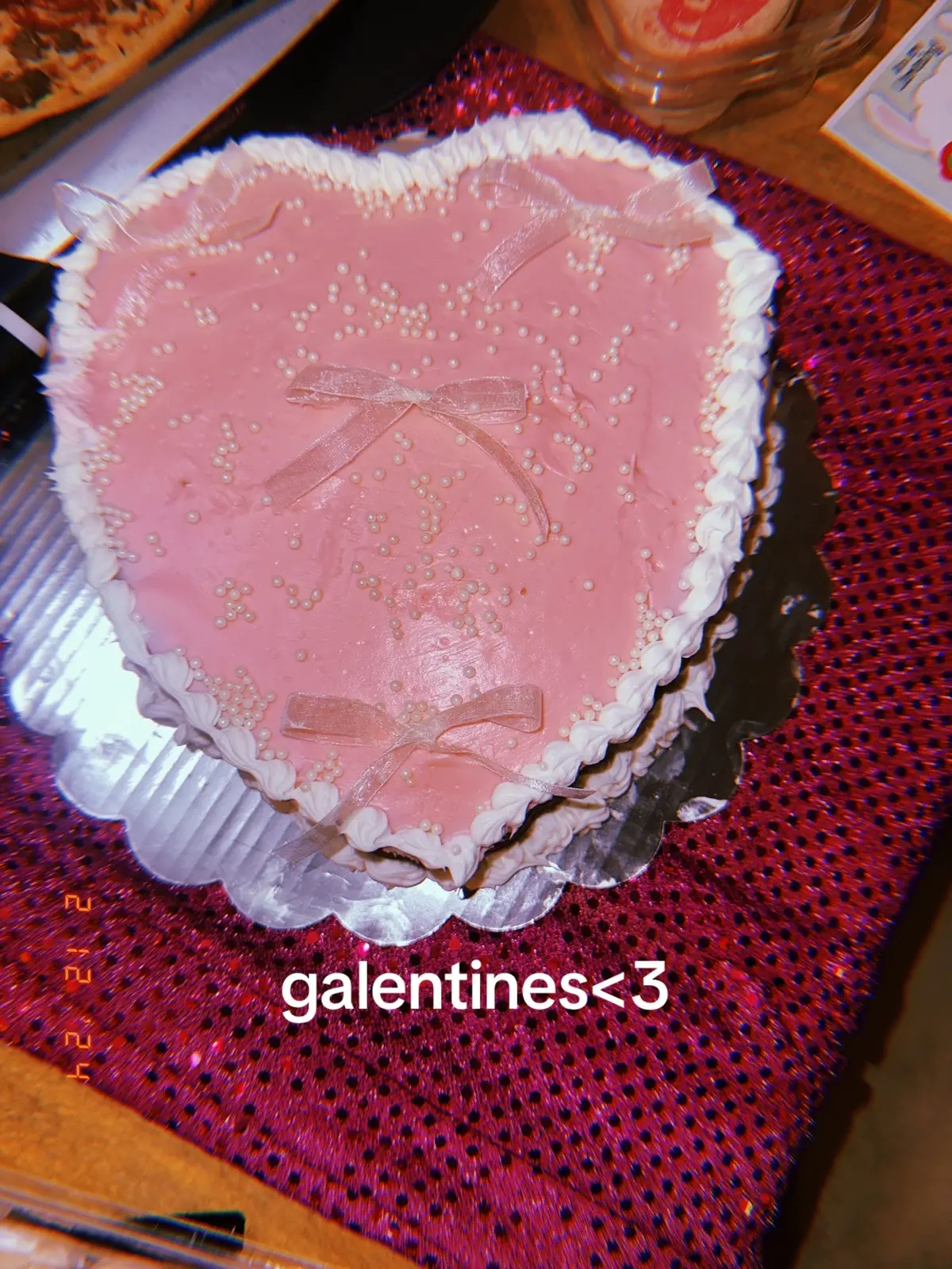 #galentinesday #galentines #forthegirlies #DIY #event #decoration #friendshipgoals 