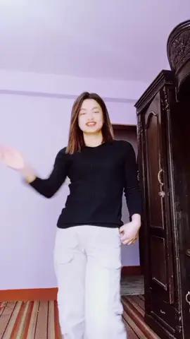 aayo Hai mero nii#😊😊😊 #tiktoknepal🇳🇵_foryoupage #🇳🇵🇳🇵🇳🇵 #treadingsong 