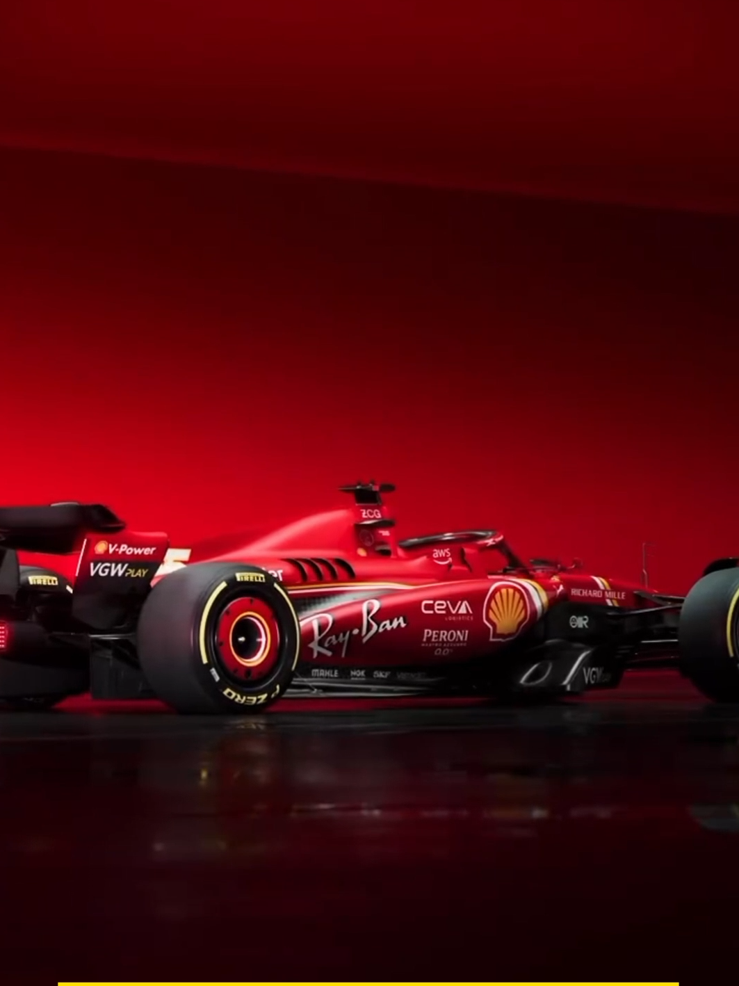 🏎️ Así es el nuevo Ferrari SF24 🏁 Ferrari presenta su nuevo coche para el curso 2024 con muchos cambios con el objetivo de pelear por más triunfos y retar con más armas a Red Bull en la cima @fabiomarchimd #ferrari #f1 #ferrarif1 #carlossainz #charlesleclerc