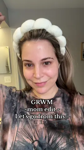 Get ready to slay the day as a work from home mom of 2! 💄👩‍👧‍👦 Let's glam up and conquer those virtual meetings like a boss! 💪✨ #workfromhomemom #momlife #MakeupRoutine #bossbabe #virtualmeetingglam 
