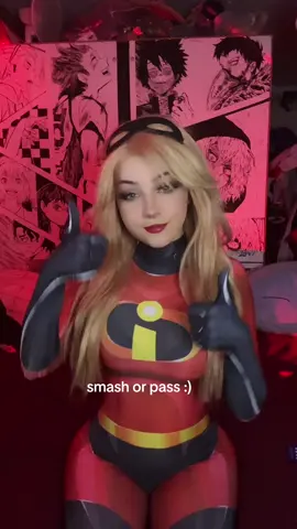 i dont see a pattern 🙄💀 #smashorpass #cosplay #c0splayer #animemen 