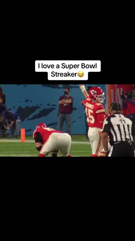  Super Bowl Streaker life is elite #SuperBowl #vegasy do have #superbowlstreaker #taylorswiftedit 
