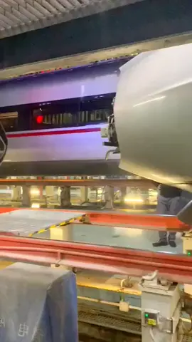High speed train 🇨🇳 
