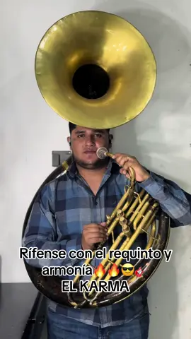 Porque me lo pidieron demasiado🙏🏽🙏🏽 hay les va de nuevo El Karma con tuba📯 para que se rifen con el duo🔥🔥🤙🏽🎶🎸 #elkarma #requinto #arielcamacho #tuba #regionalmexicano #guitarra #viral 