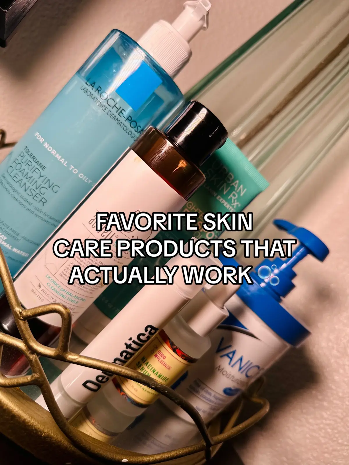 When i say these products have completely changed my skin….. MUAH, no pores 😍  BRANDS MENTIONED: @La Roche-Posay @Good Molecules @acwell_official @Dermatica @urbanskinrx  #skincareroutine #glassskin #nightskincareroutine #dermatica #larocheposay #goodmolecules #glassskinroutine #skincare #foryou #fyp #blackgirlskincare #blackgirlskincareproducts 