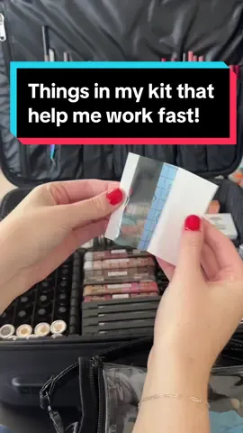 Things in my professional makeup kit that help me work faster (hand palettes, bag, etc. are the 1st link in bio) #makeupartist #freelancemakeupartist #freelancemua #makeupartist #promakeupartist #losangelesmua #losangelesmakeupartist #orangecountymua #orangecountymakeupartist #socalmakeupartist #socalmua #makeupkit #promakeupkit #makeupkitmusthaves #makeupkitessentials #makeupkitorganization #promakeupkitideas #promakeupkitmusthaves #makeupkitorganization #makeupkitorganizing #makeuppalette #makeupinfluencer #beautyinfluencer #makeuporganization #makeuptools 