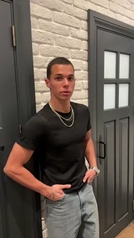 Do I need to be a photo model ? #boyalex_ #Fitness #smile #foryou 