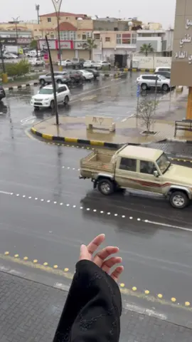 ايام المطر🌧️🤍. #capcut #اكسبلورexplore #اكسبلور #your_coffee #مطر #rain #القريات #الشعب_الصيني_ماله_حل😂😂 #مالي_خلق_احط_هاشتاقات #fypシ #تصويري #قوالب_كاب_كات 