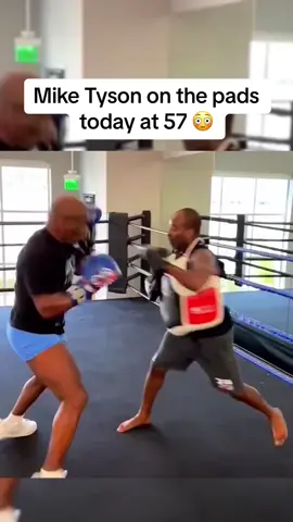 Prime mike return? #miketyson #boxing 